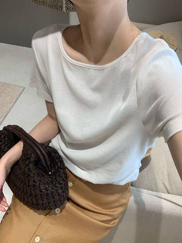 福利卡蔓浅之夏Q11227夏装新款休闲通勤百搭基础款圆领短袖T恤