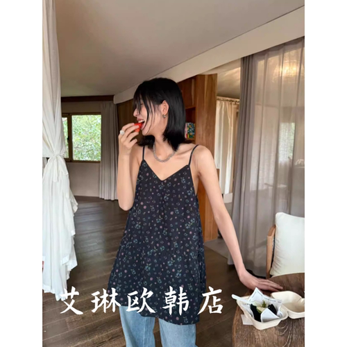 月亮家9048夏款碎花吊带上衣女