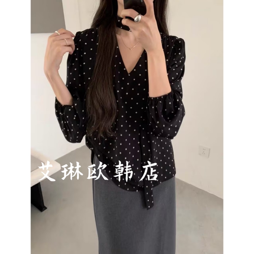 土布鱼8158秋款V领波点衬衫女