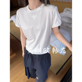 T恤女胸口三角设计下摆可塑形百搭上衣 短袖 3.7 卡蔓OQQOMM510春款