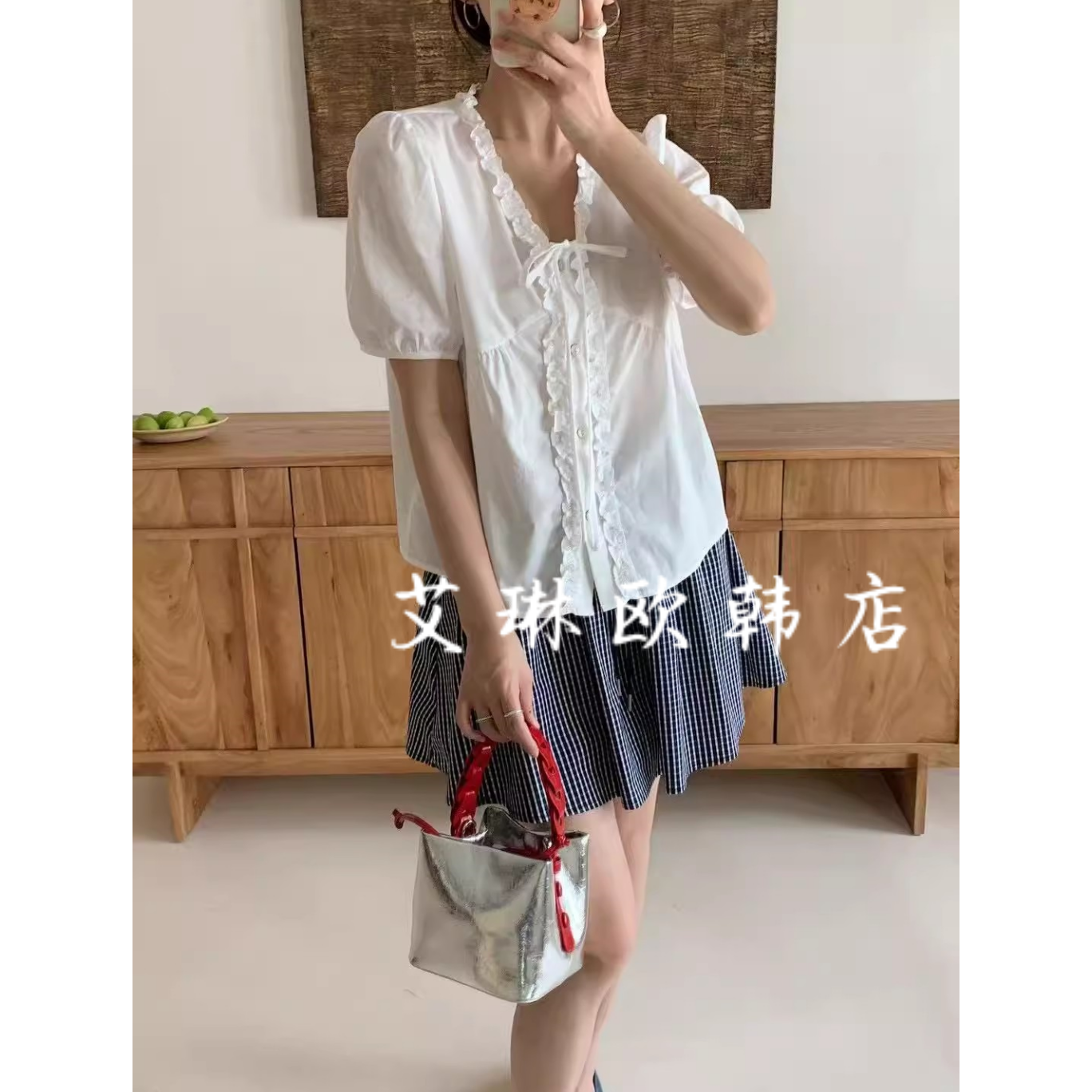 4.24~土布鱼6297夏装新款韩系甜美木耳花边V领系带泡泡袖衬衫女