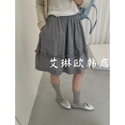 7790甜美松紧腰木耳边格子半身裙