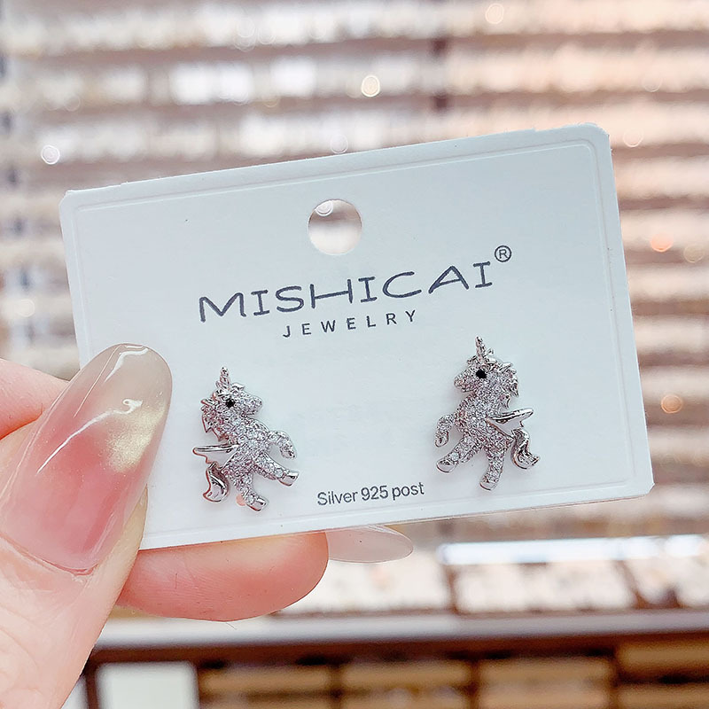 韩版微镶锆石小马银针耳钉