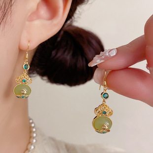 轻奢百搭小清新耳坠女 简约仿玉珠流苏耳钩个性 新中式 气质时尚