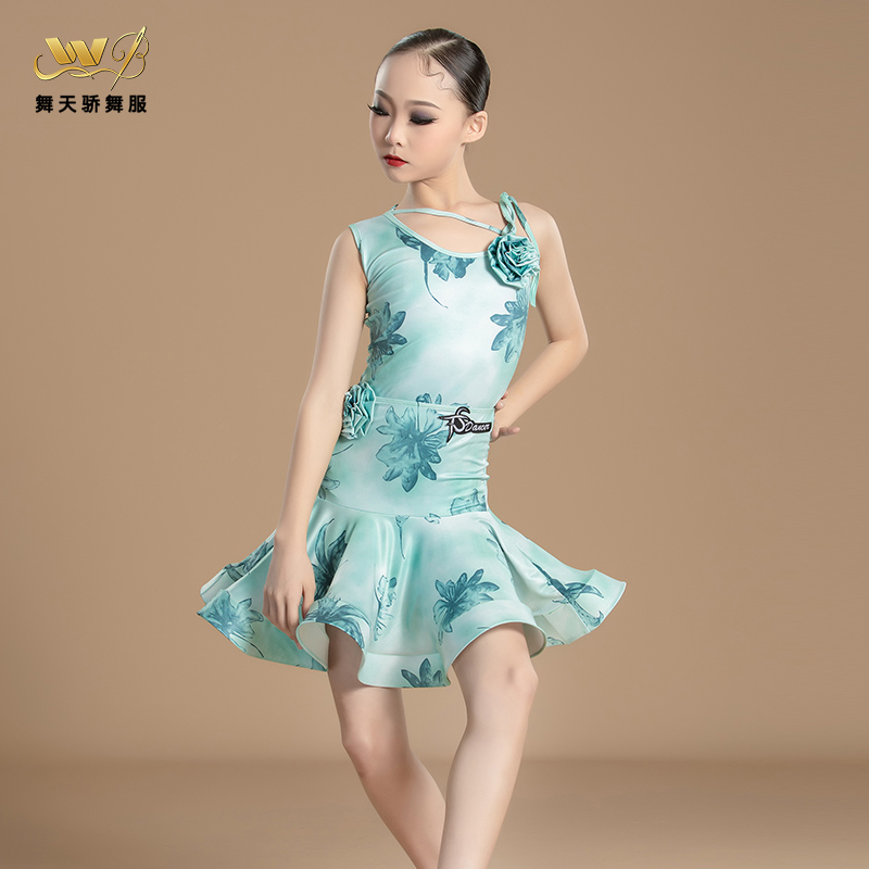 中国风立体花分体拉丁舞练功表演