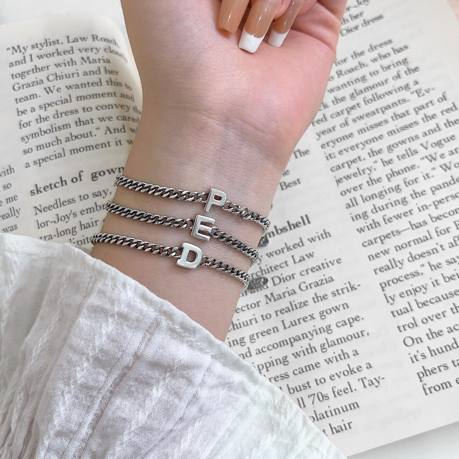 韩版S925纯银26个英文字母手链女小众轻奢百搭简约复古闺蜜手链,饰品/流行首饰/时尚饰品新,手链,淘宝优惠券,粉丝福利购,淘宝优惠卷