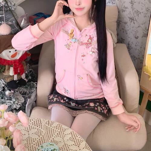 软妹甜妹风童趣粉卫衣