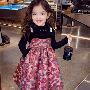 女童连衣裙2025秋冬新款洋气儿童碎花吊带裙两件套女孩复古毛衣裙