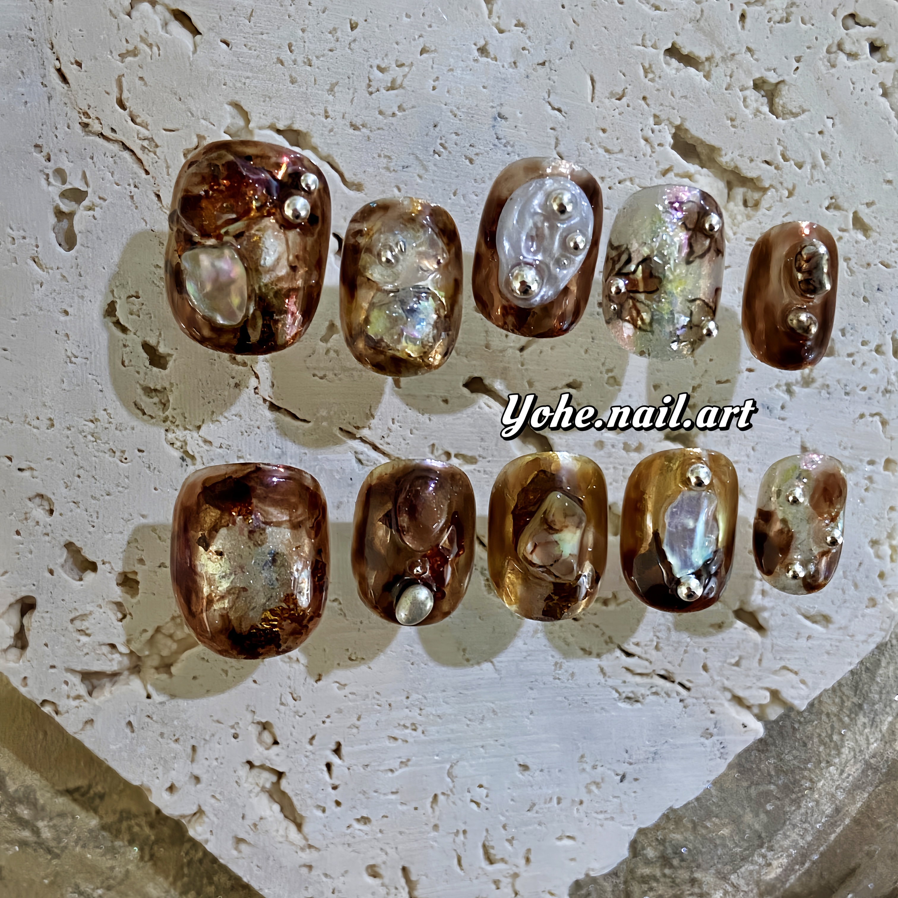 焦糖琥珀高级感穿戴甲美甲