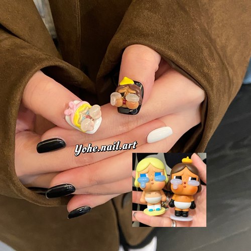 初生哭娃娃高级感穿戴甲美甲