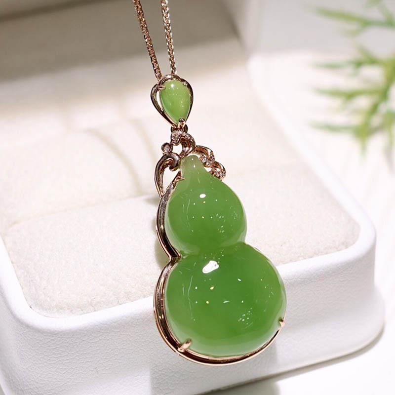 年货节和田玉挂件女苹果绿碧玉葫芦镶18k金吊坠简约时尚送a货老婆