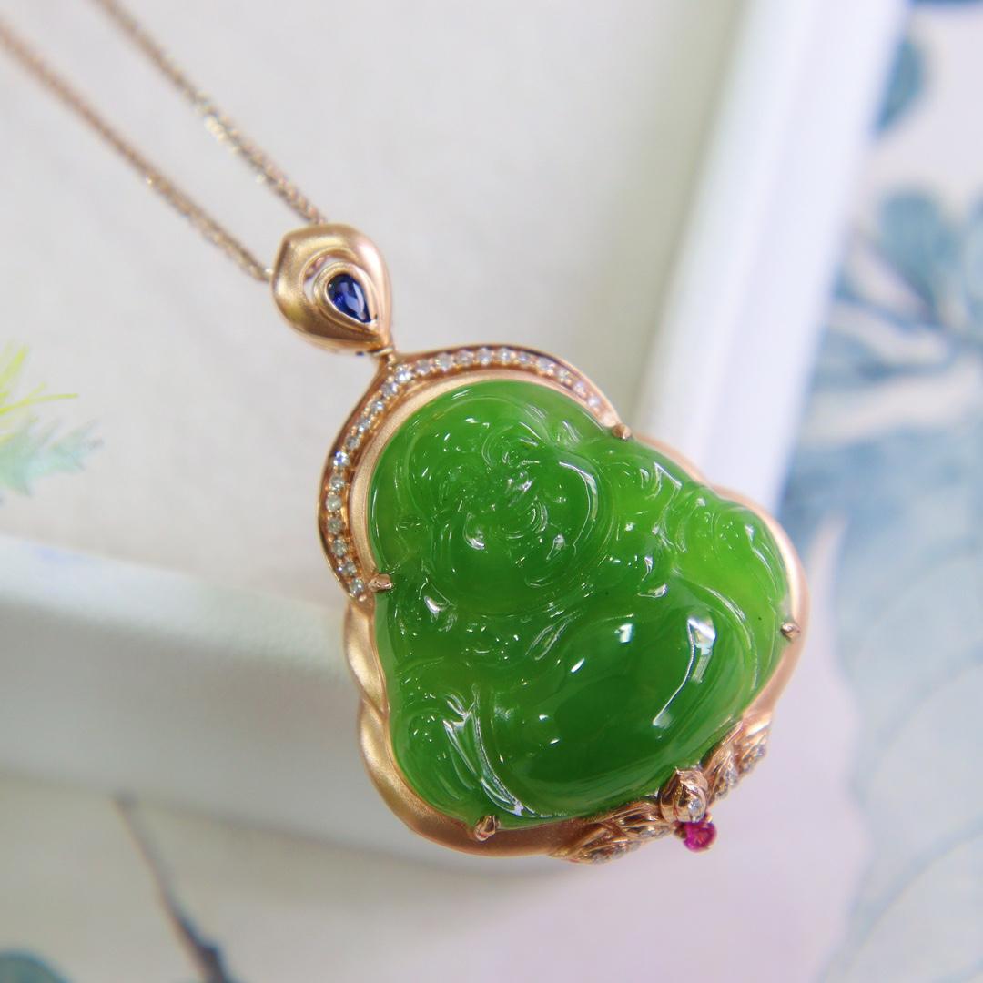 新春开门红满绿和田玉笑佛吊坠女a苹果绿碧玉笑佛镶18k金挂件送妈