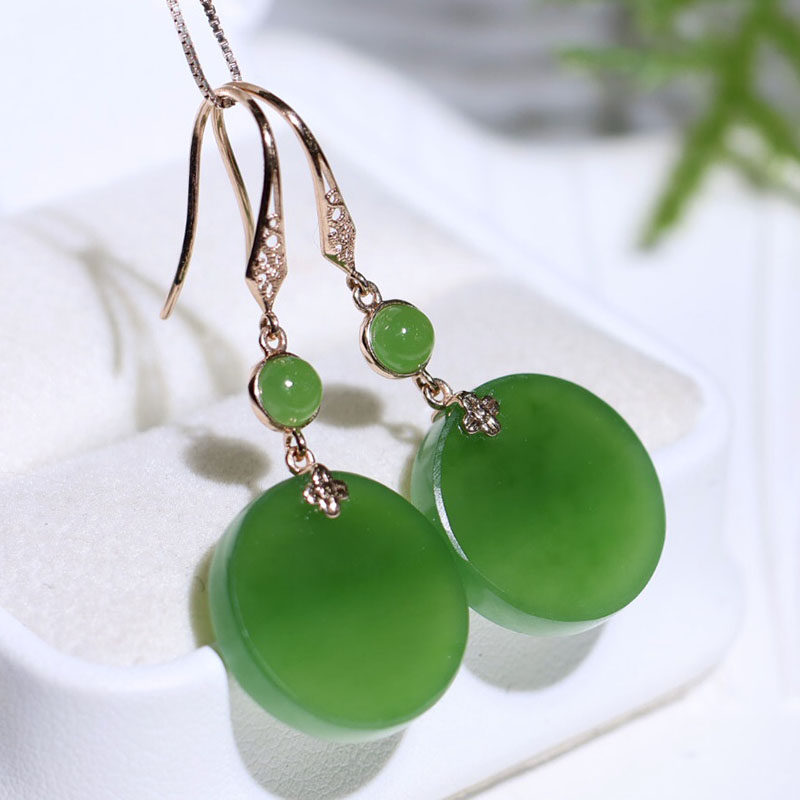 五一劳动节天然和田玉耳环女a菠菜绿碧玉圆牌镶嵌18k金耳坠送领导
