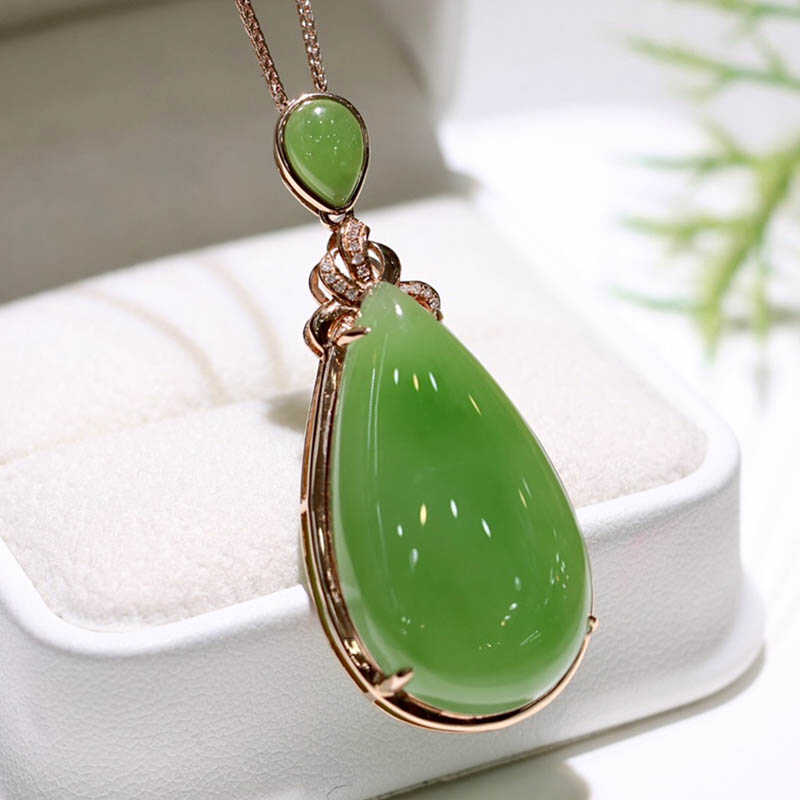 18k金无瑕疵致真翠绿吊坠