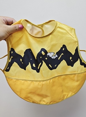 出口日本 史努比原装黄色儿童防水围兜  可收纳