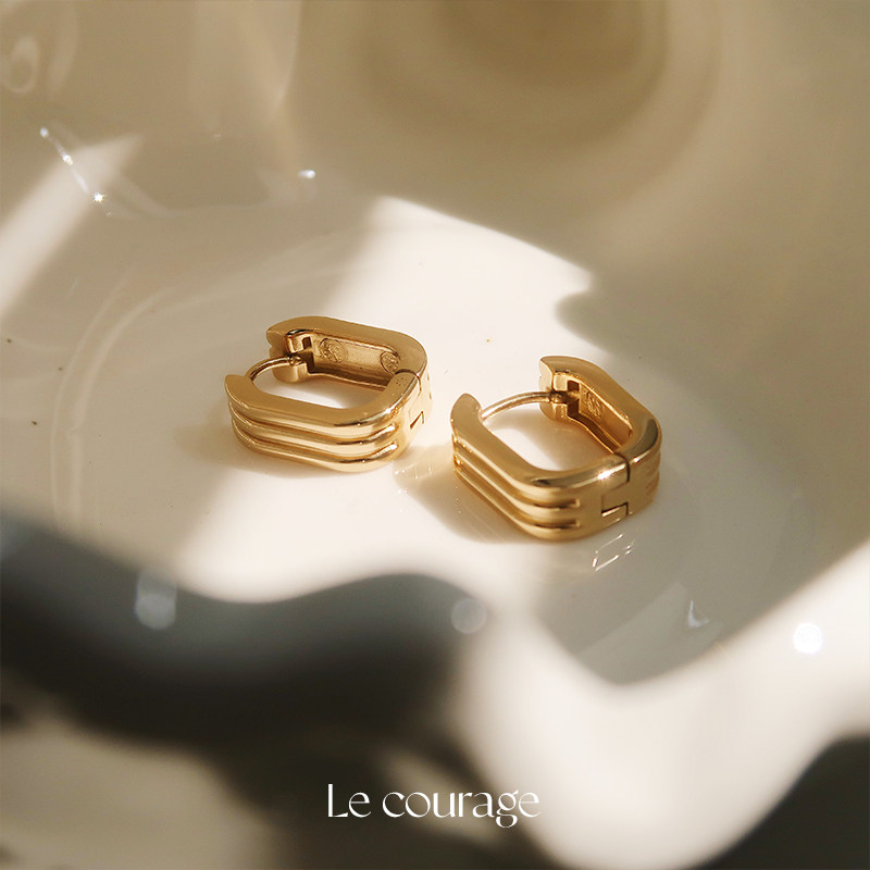 Le courage | 简约通勤款 钛钢镀真金防过敏925银针耳扣耳环