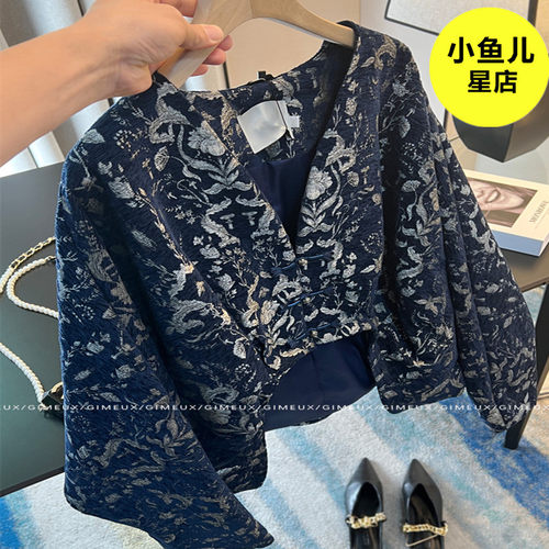 2025年新中式国风宽松休闲复古常规款春秋季提花盘扣短款上衣外套