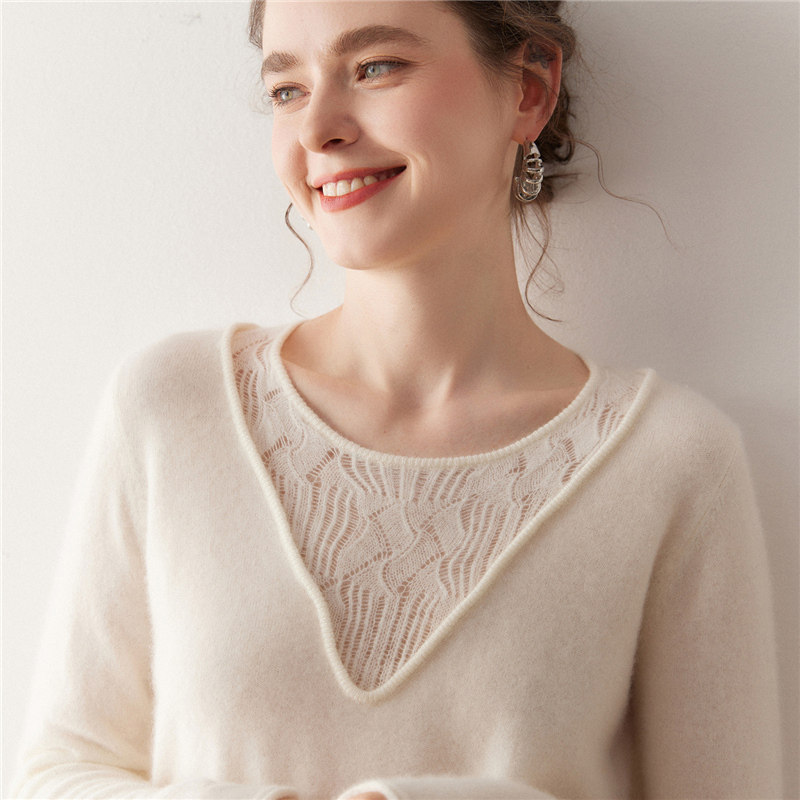 高端 | 胸前镂空花 优雅baby山羊绒衫女圆领宽松针织打底衫毛衣