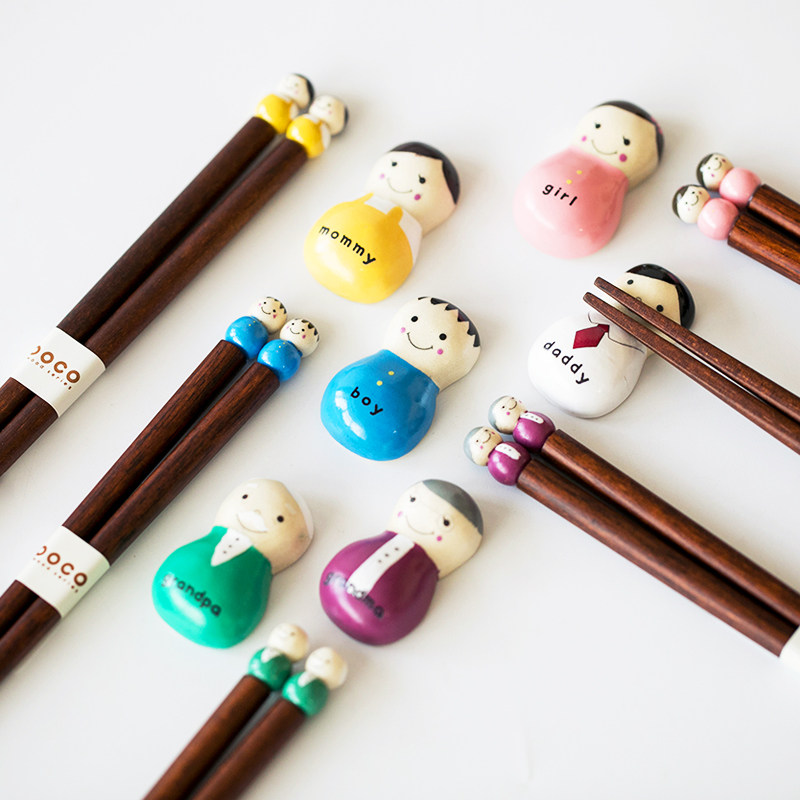 日本制POCO一家人实木筷子日式家用区分木筷卡通筷托筷架儿童筷子