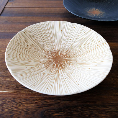 日本进口美浓烧珠露千十草米色不规则花型日式料理大盘子饭碗餐具 虎窝淘