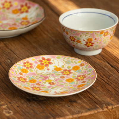 日本九谷烧美山手绘可爱兔子餐具日式米饭碗花边餐盘骨碟果盘托盘