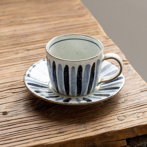 日本进口染付十草咖啡杯配碟茶杯