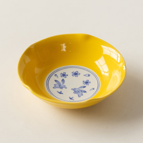 日本进口明黄色樱花兔子陶瓷餐具日式米饭碗甜品盘深菜盘骨碟汤碗