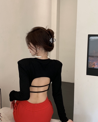 Early autumn new pure desire wind self-cultivation slim short backless long-sleeved T-shirt ins navel shoulder pad top