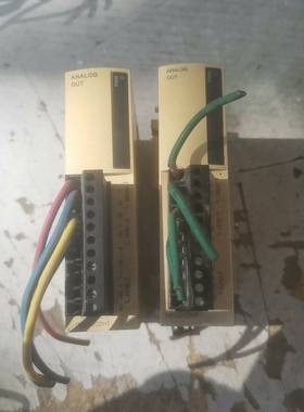 议价原装拆机施耐模块TM2AV02HT实物图拍摄包好