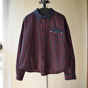 韩系拼色翻领格子衬衫女贝壳片装饰宽松短款显瘦衬衣春秋纯棉上衣