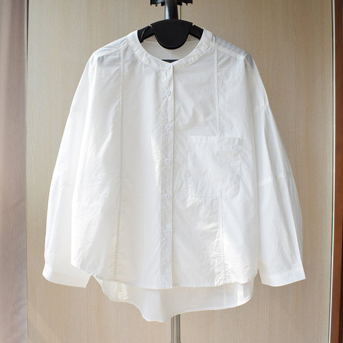 前短后长廓形灯笼袖圆领纯棉衬衫