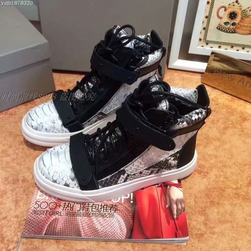 欧洲站保暖蛇纹情侣金属扣高帮鞋