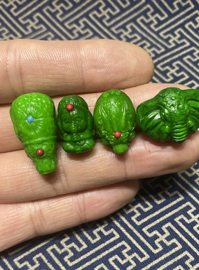 仿虬角绿色驼骨牛骨雕刻配饰