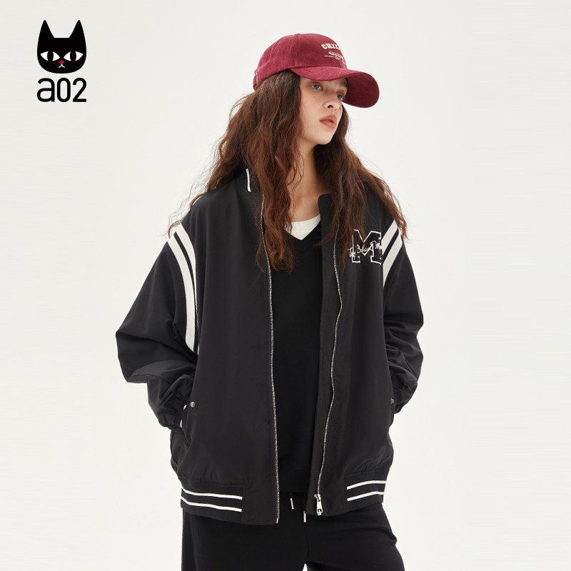 a022025新款秋季棒球服绣花宽松版潮流时尚立领轻奢高级外套女