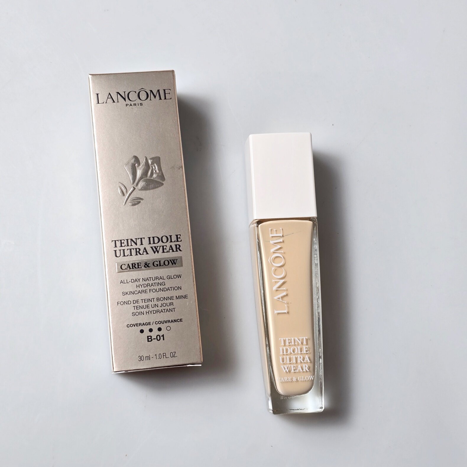 骨折!包邮 滤镜奶油底妆 兰蔻柔光水粉底液30ml 奇迹水润不卡粉