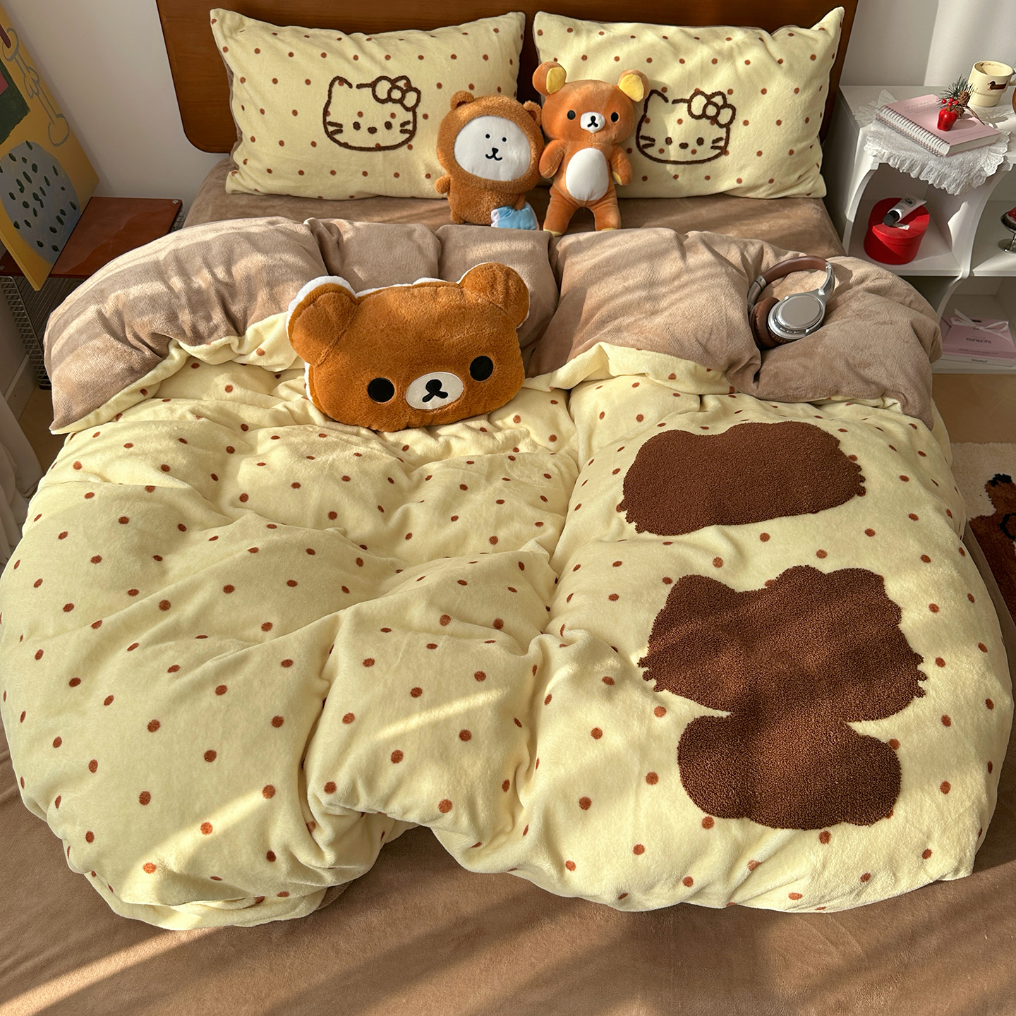 加厚保暖毛巾绣牛奶绒四件套珊瑚法莱绒被套三件冬季1.8m床上用品