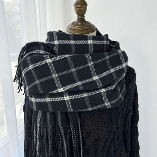 黑色格子围巾女生日礼物秋冬季百搭仿羊绒披肩学生防寒保暖围脖男
