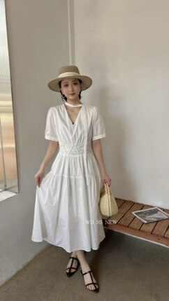 2026夏款温柔风宽松收腰显瘦A字裙气质裙子