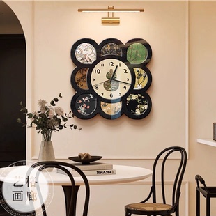 法式复古餐厅装饰画挂钟创意静音时钟壁灯2025新款中古风钟表挂画