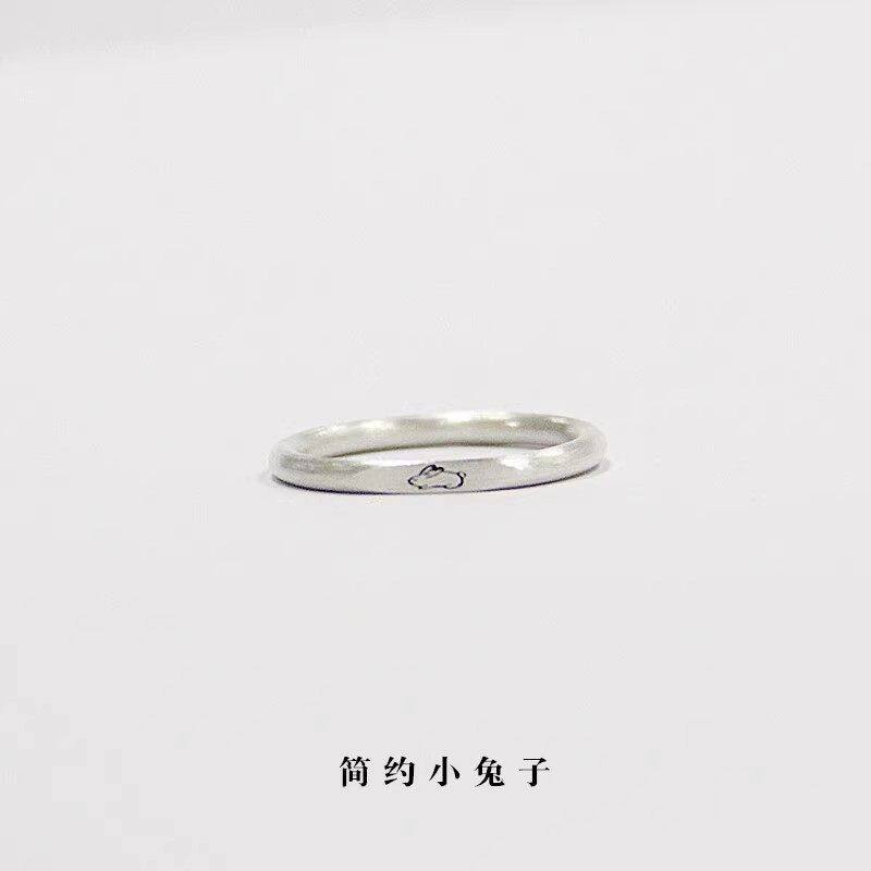 999纯银小兔子戒指女小众设计兔足银戒定制刻字闭口指环尾戒新款