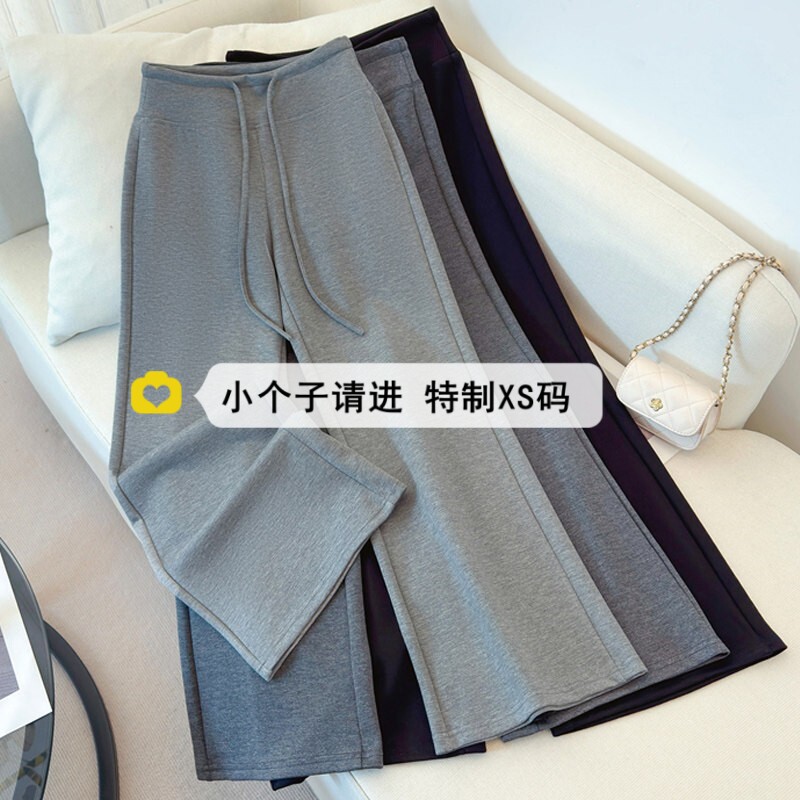 秋装2026新款灰色运动微喇休闲裤女150小个子显瘦瑜伽裤喇叭卫裤