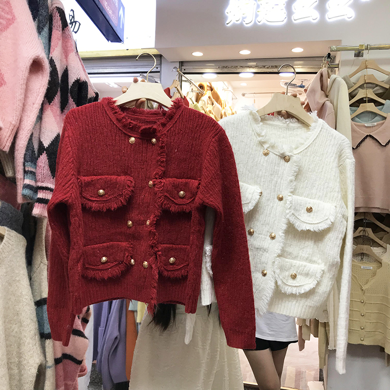 圆领小香风直筒毛织亮丝毛衣厚款