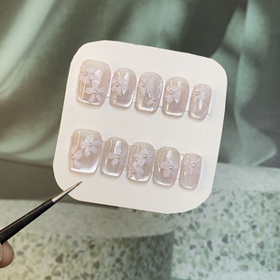 石膏手绘纯手工穿戴甲晶石猫眼显白高级梦幻风温柔气质美甲短款