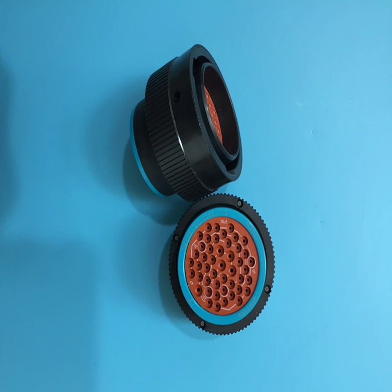 DEUTSCH进口连接器HDP26-24-35PN