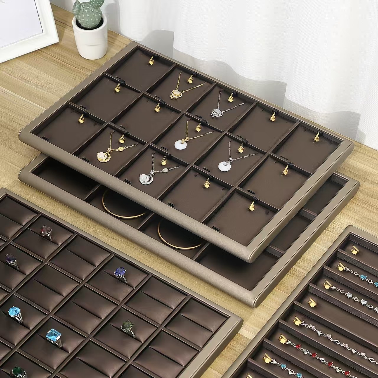 珠宝展示道具手镯手链饰品陈列托盘戒指手镯橱窗柜台首饰展示格盘,饰品/流行首饰/时尚饰品新,首饰展示架,淘宝优惠券,粉丝福利购,淘宝优惠卷