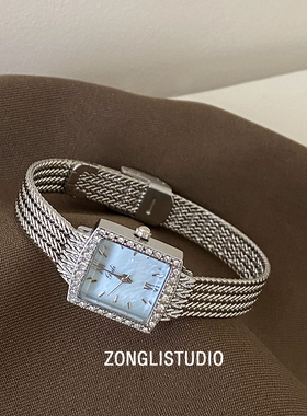 纵里 方形小表盘手表女镶钻浅蓝色贝母小众设计冷淡风ins气质防水