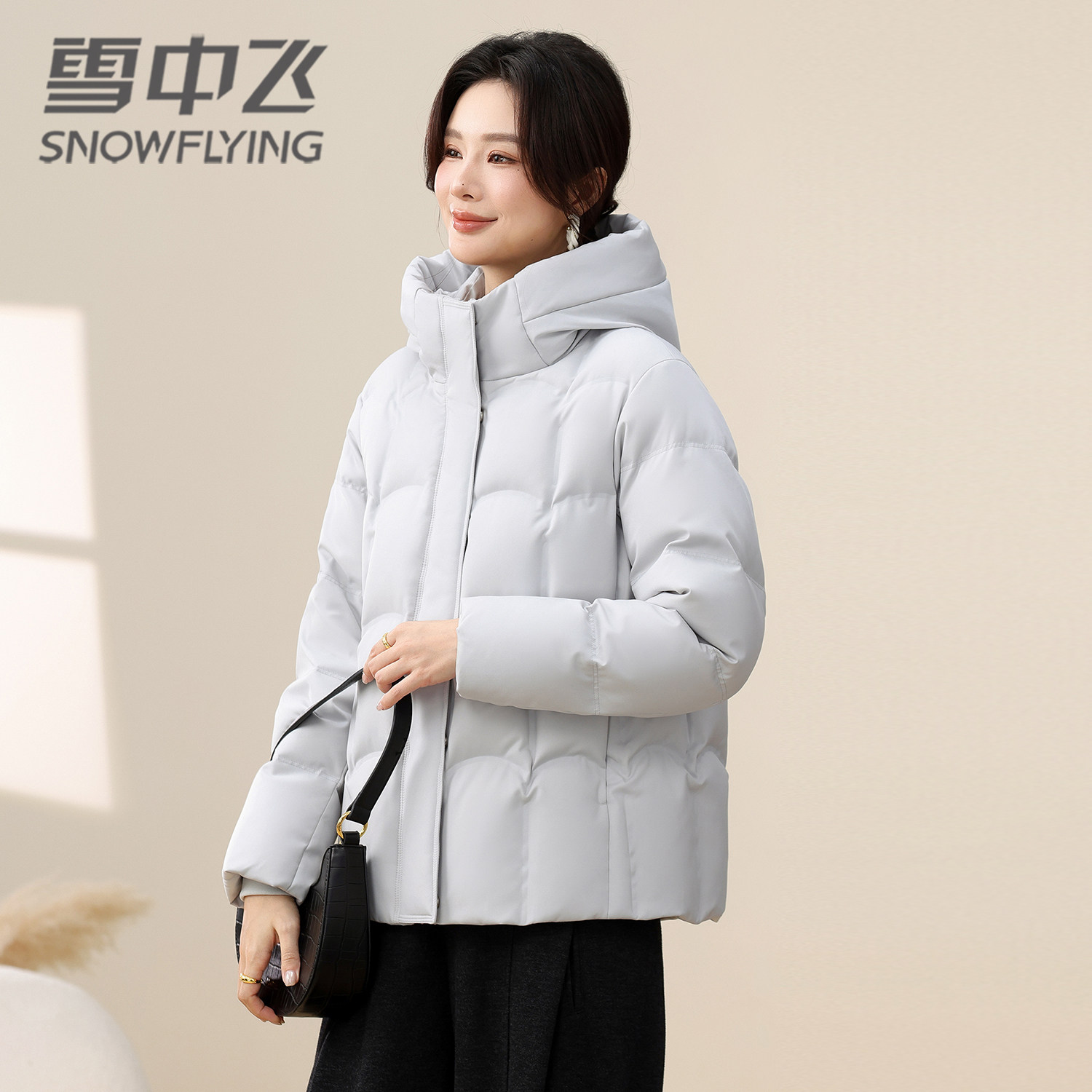 雪中飞商场同款羽绒服女2026冬新款年轻洋气小个子时尚防寒服中年