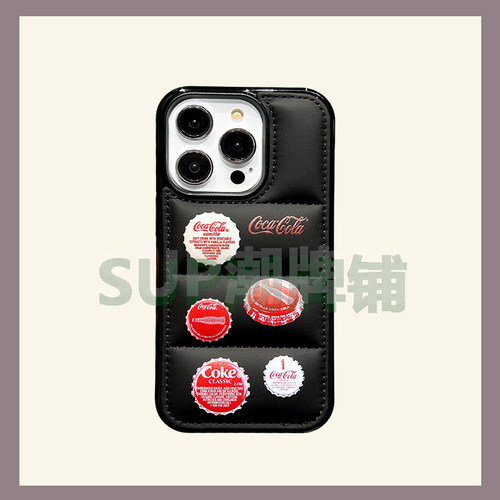 欧美个性可乐盖羽绒服苹果15promax手机壳高级感14promax新款iPhone13全包14plus保护套防摔11情侣12pm网红