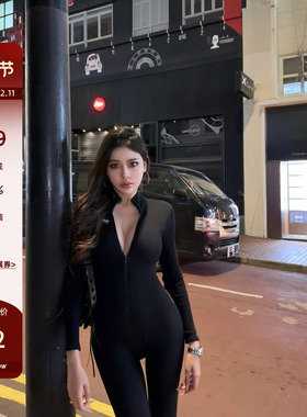 LUV2SHY Kendall出街欧美风性感辣妹修身显瘦拉链长袖连体裤女