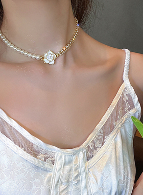 山茶花朵珍珠项链女小众设计感锁骨链2025新款潮简约颈链配饰